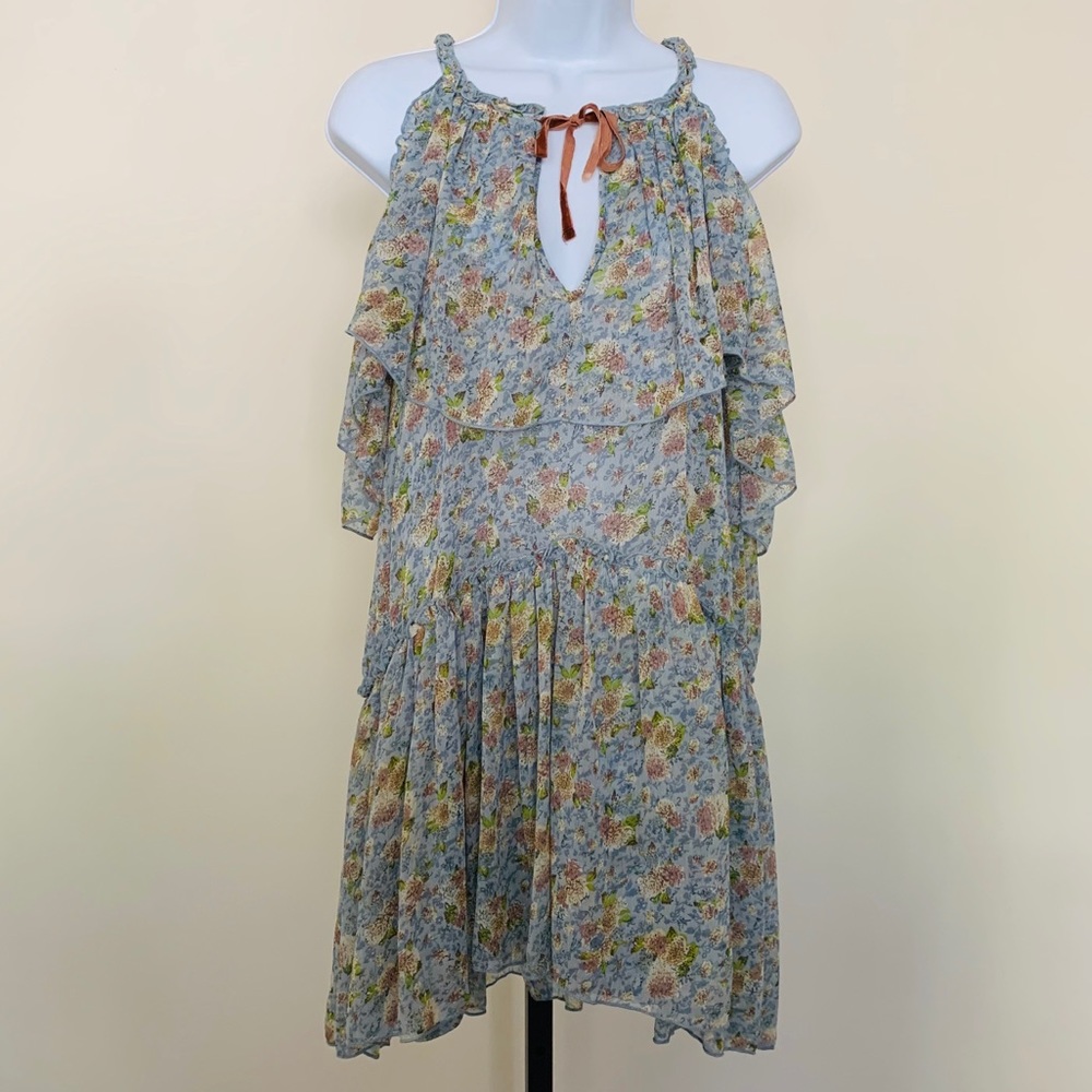 Forever 21 Blue Floral Dress 👗